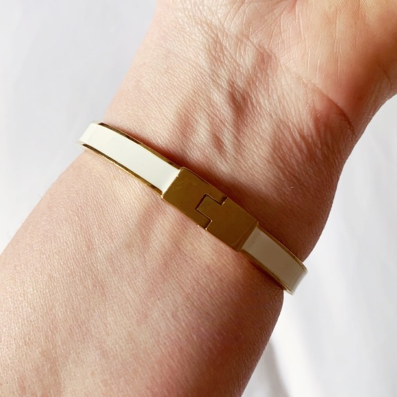 Michael Kors Buckle Bangle Gold/White - Picture 7 of 8
